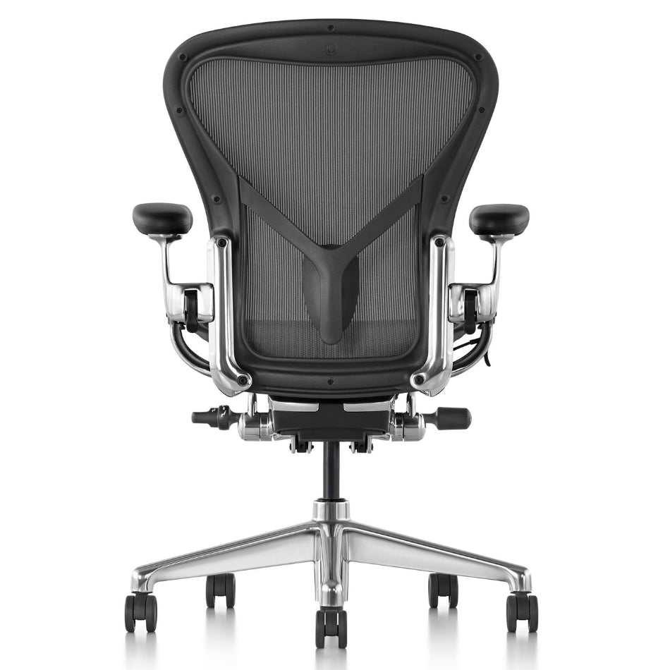 Odnowione krzesło Herman Miller Aeron Remastered z polerowanego aluminium