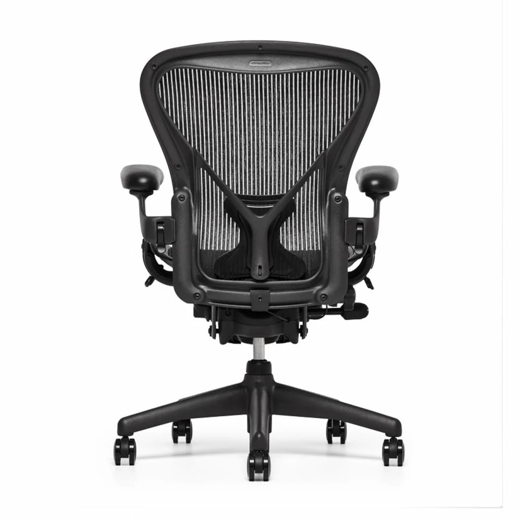 Odnowione krzesło Herman Miller Aeron Classic (grafitowe)