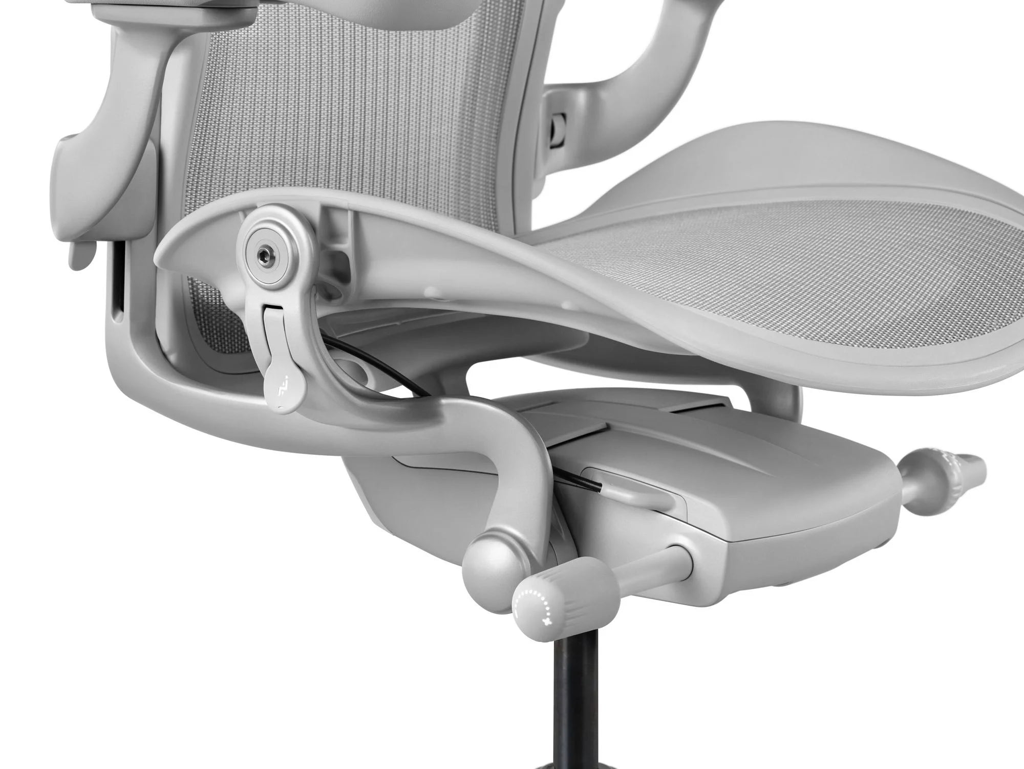 Odnowione krzesło Herman Miller Aeron Remastered Mineral