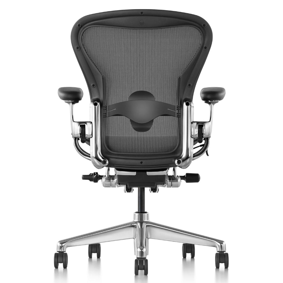 Odnowione krzesło Herman Miller Aeron Remastered z polerowanego aluminium