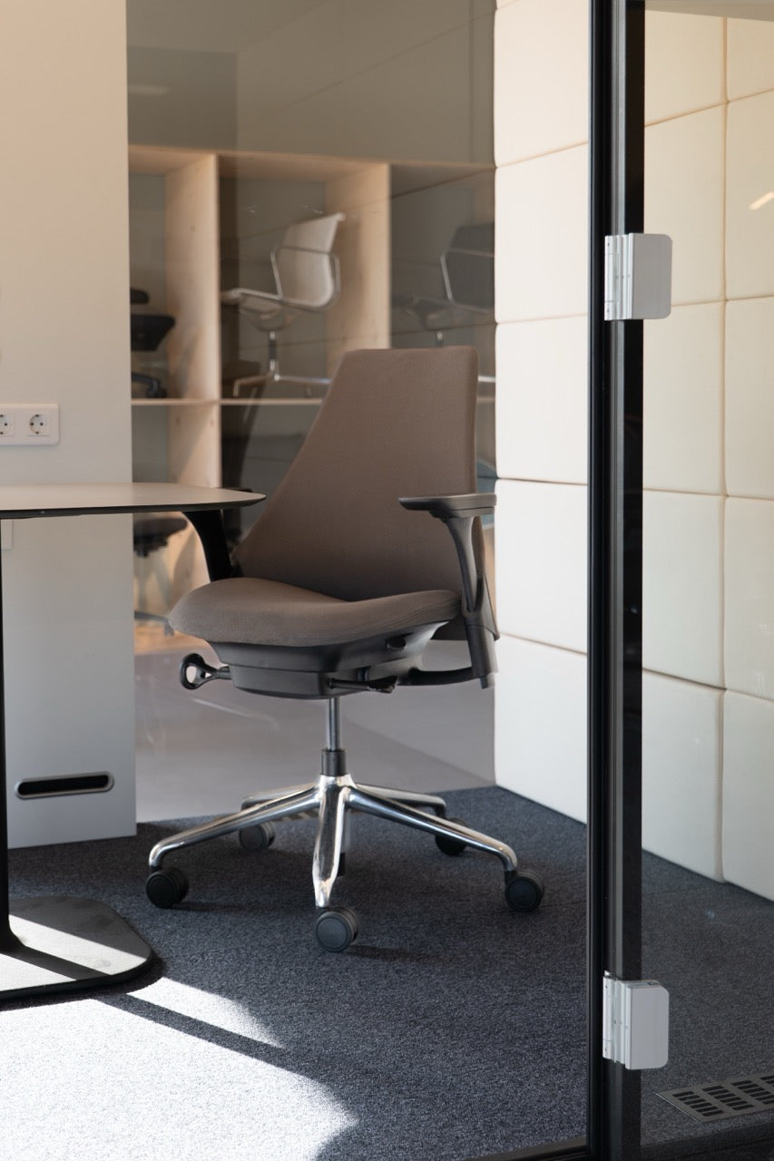 Refurbished Herman Miller Sayl