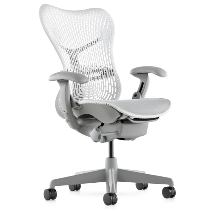 Odnowione krzesło Herman Miller Mirra 1 w kolorze alpejskim